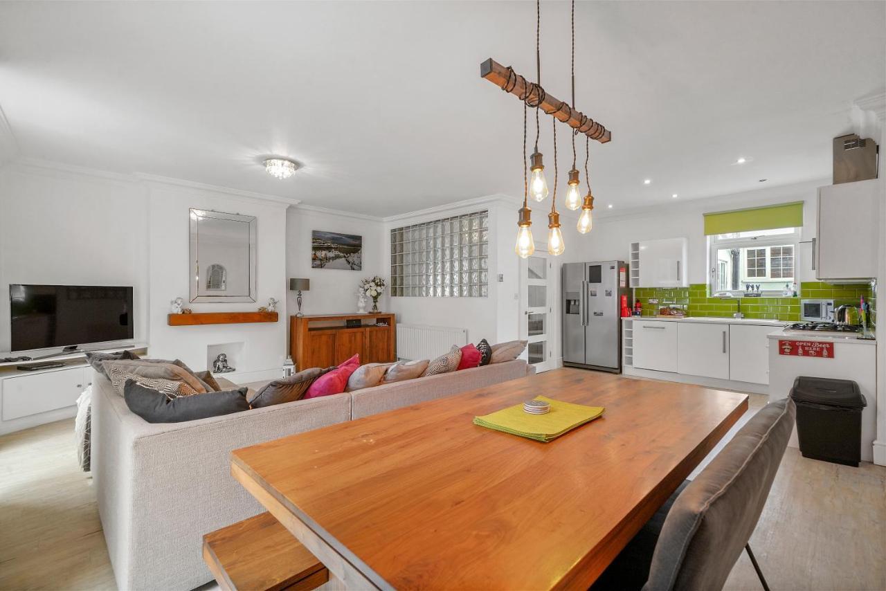 30 Percent Off! The Central Whitby Gem - 4 Bedrooms Exterior foto